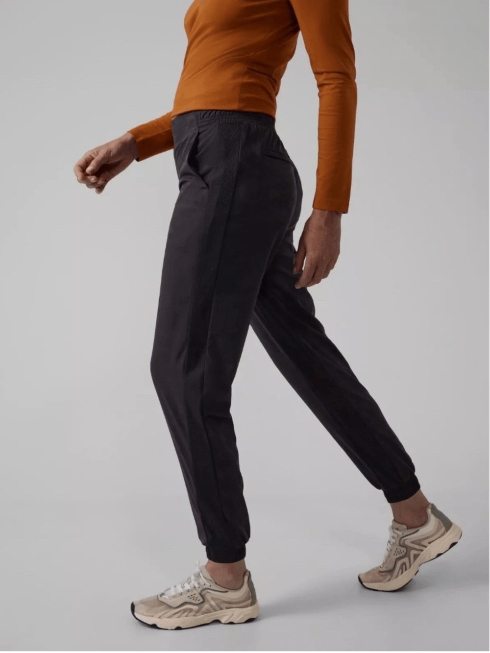 Athleta Textured Brooklyn Jogger Black Travel Pants Size 4